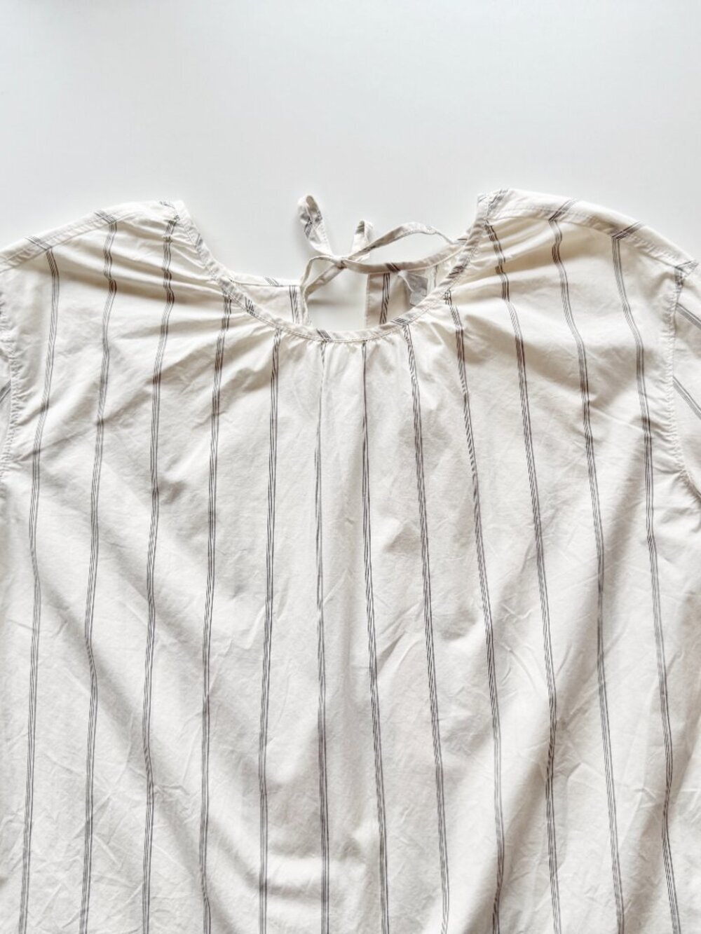 EVERLANE Ivory Striped Cotton Poplin Open Back Breeze Shirt Blouse, Size XS - Picture 7 of 16